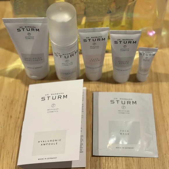 Dr. Barbara Sturm Molecular Cosmetics Discovery Kit - Picture 2 of 9